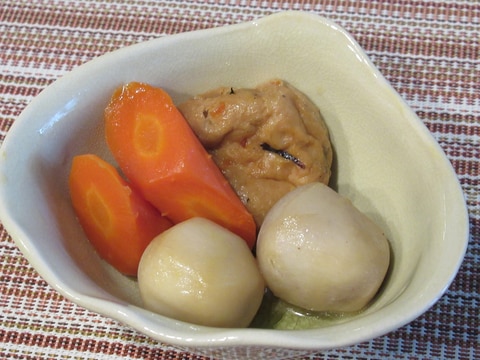 里芋とがんもどきの煮物 レシピ 作り方 By みーちゃん6914 楽天レシピ
